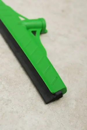 Вик: Сгон 40 см пластик одна резина зеленый MRY